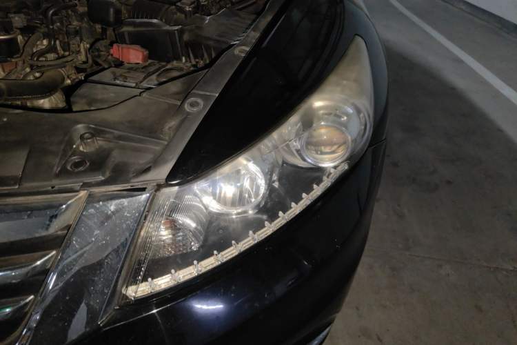 Used Honda Accord 2013 2.0L LX Engine Bay Left