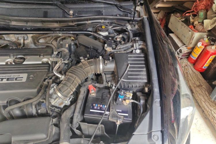 Used Honda Accord 2013 2.4L SE Engine Bay Left