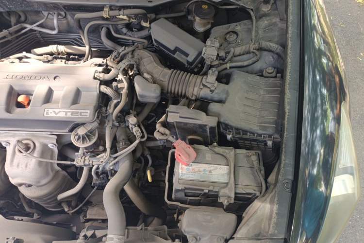Used Honda Accord 2013 2.0L SE Engine Bay Left
