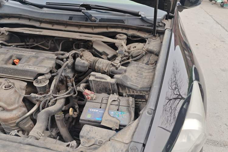 Used Honda Accord 2013 2.0L SE Engine Bay Left