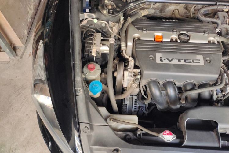 Used Honda Accord 2013 2.4L SE Engine Bay Right