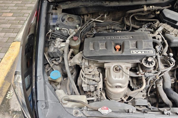 Used Honda Accord 2013 2.0L SE Engine Bay Right