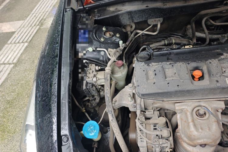 Used Honda Accord 2013 2.0L SE Engine Bay Right
