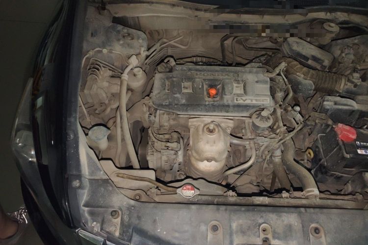 Used Honda Accord 2013 2.0L SE Engine Bay Right