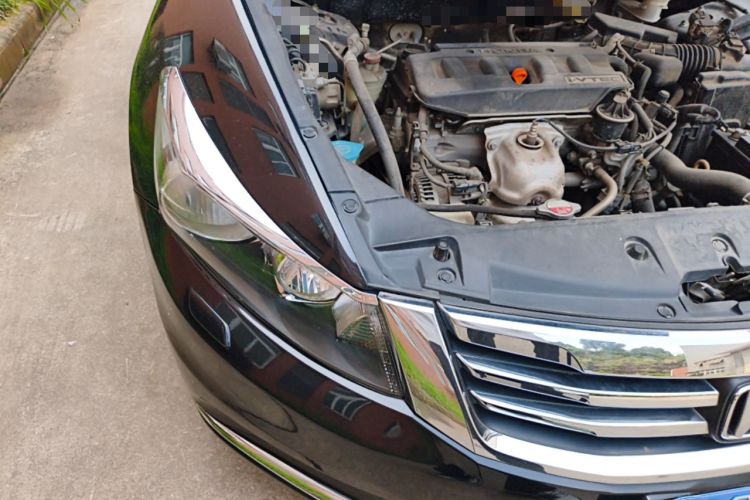 Used Honda Accord 2013 2.0L SE Engine Bay Right