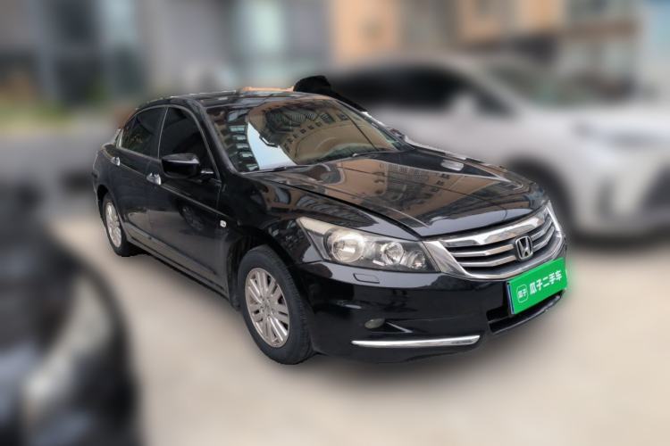 Used Honda Accord 2013 2.0L SE Front Right 45 Deg