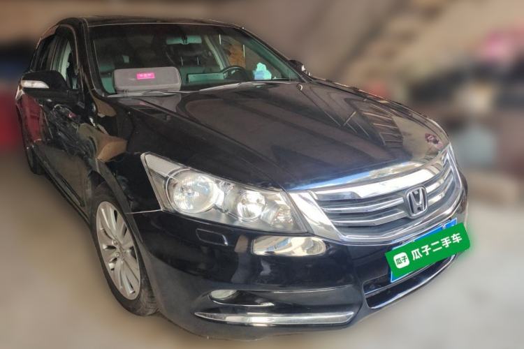 Used Honda Accord 2013 2.4L SE Front Right 45 Deg