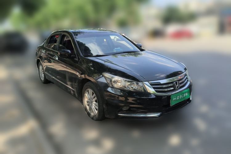 Used Honda Accord 2013 2.0L SE Front Right 45 Deg
