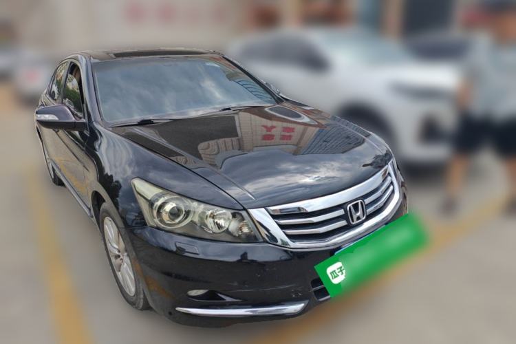 Used Honda Accord 2013 2.4L SE Front Right 45 Deg