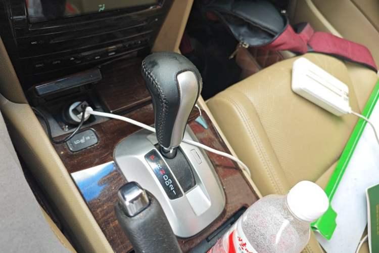 Used Honda Accord 2013 2.0L SE Gear Lever
