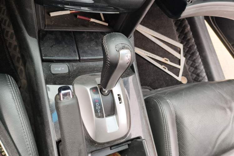 Used Honda Accord 2013 2.0L SE Gear Lever