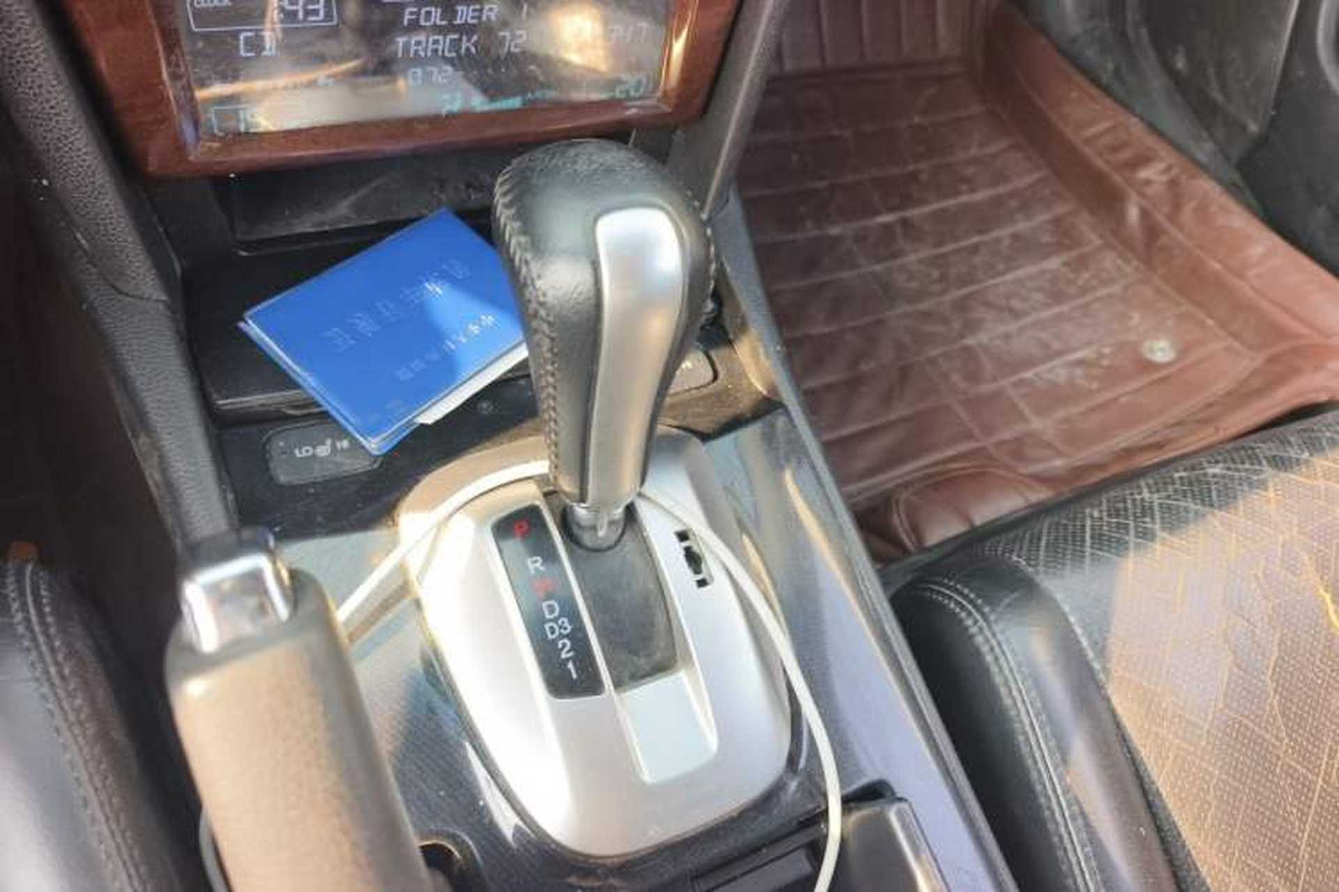 Used Honda Accord 2013 2.0L SE Gear Lever