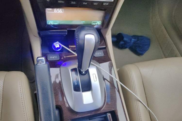 Used Honda Accord 2013 2.4L SE Gear Lever