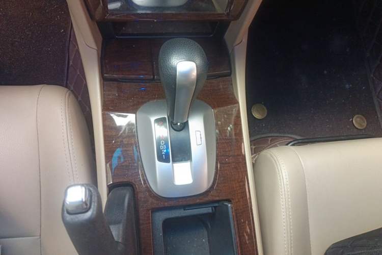 Used Honda Accord 2013 2.0L LX Gear Lever