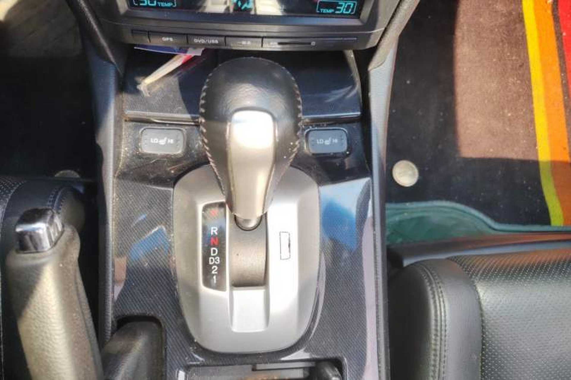 Used Honda Accord 2013 2.0L SE Gear Lever