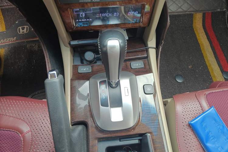 Used Honda Accord 2013 2.4L SE Gear Lever