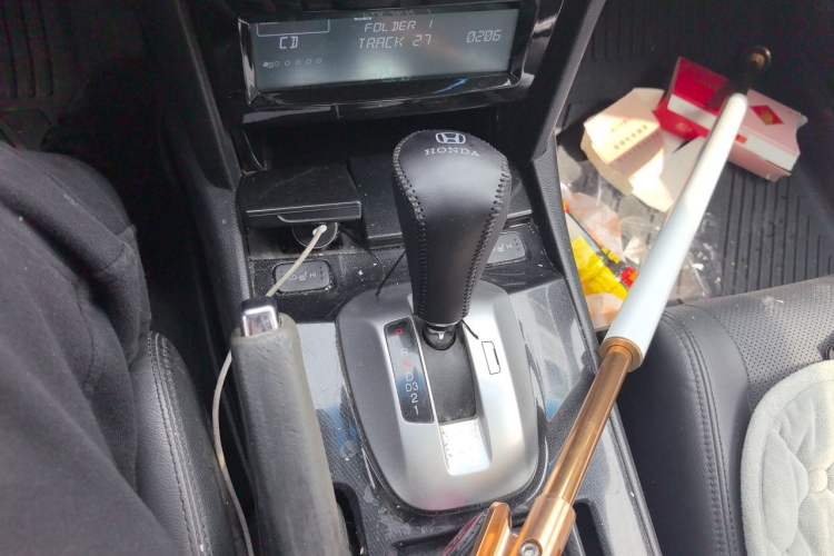 Used Honda Accord 2013 2.0L SE Gear Lever
