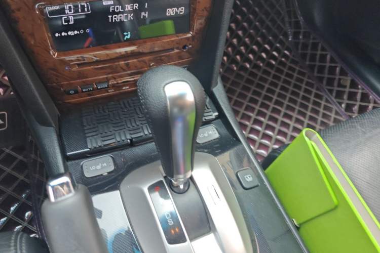 Used Honda Accord 2013 2.4L SE Gear Lever