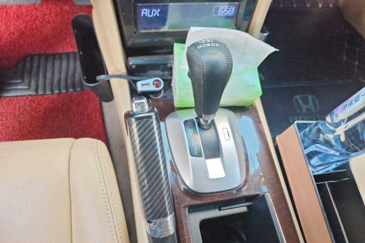 Used Honda Accord 2013 2.0L LX Gear Lever