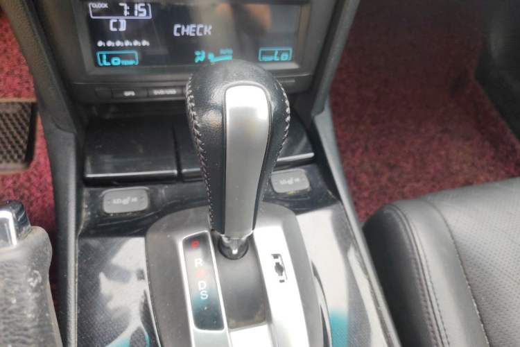 Used Honda Accord 2013 2.4L LX Gear Lever