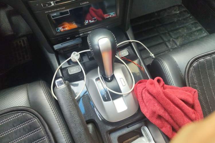 Used Honda Accord 2013 2.0L SE Gear Lever