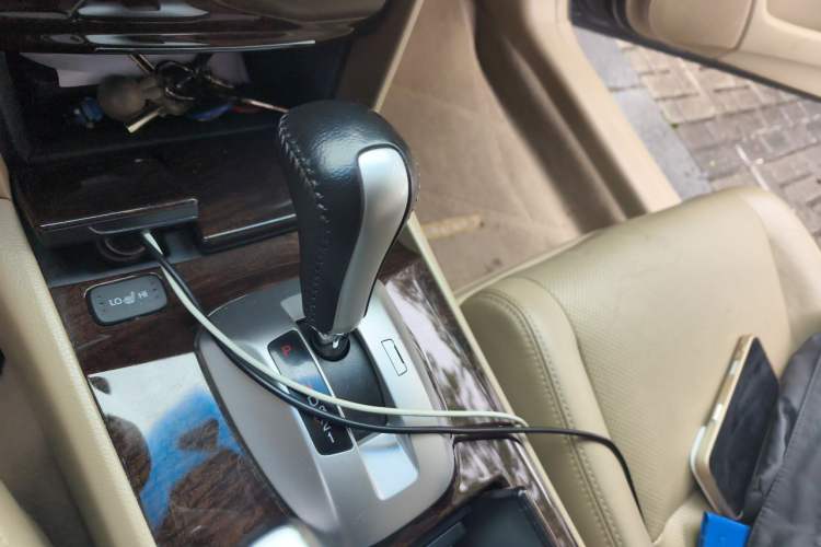 Used Honda Accord 2013 2.0L SE Gear Lever
