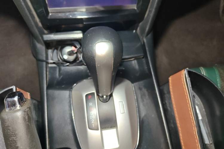 Used Honda Accord 2013 2.0L LX Gear Lever