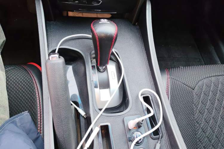 Used Honda Accord 2013 2.0L LX Gear Lever