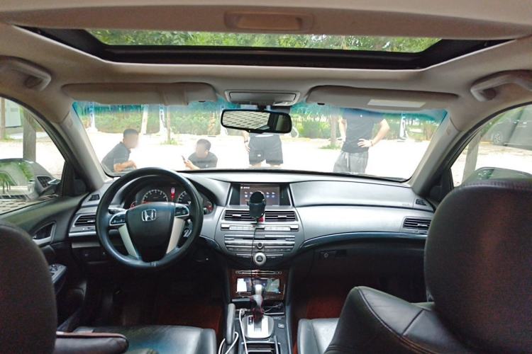 Used Honda Accord 2013 2.4L SE Headliner
