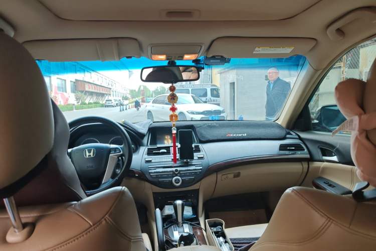 Used Honda Accord 2013 2.0L SE Headliner