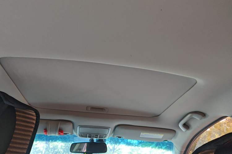 Used Honda Accord 2013 2.4L SE Headliner