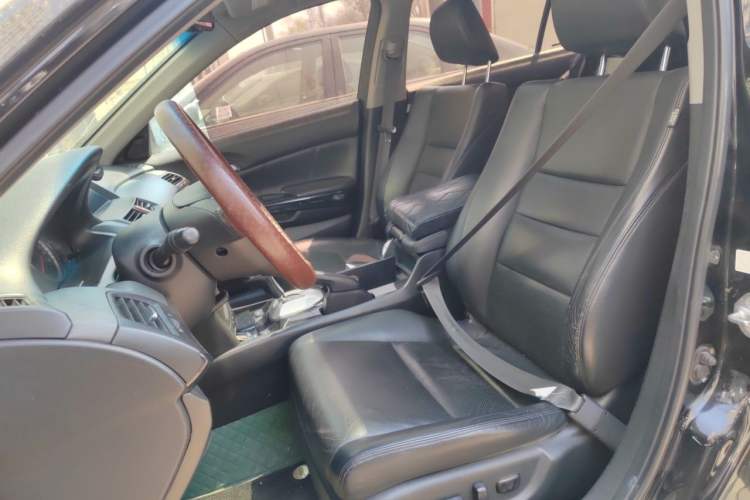 Used Honda Accord 2013 2.0L SE Left Front Seat