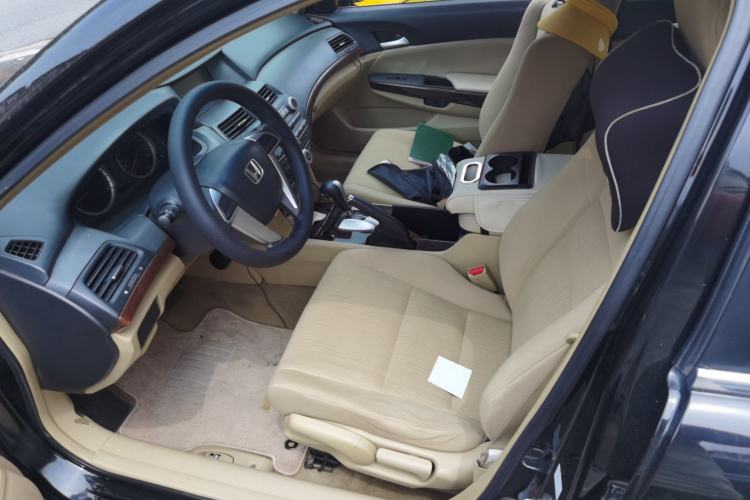 Used Honda Accord 2013 2.0L LX Left Front Seat