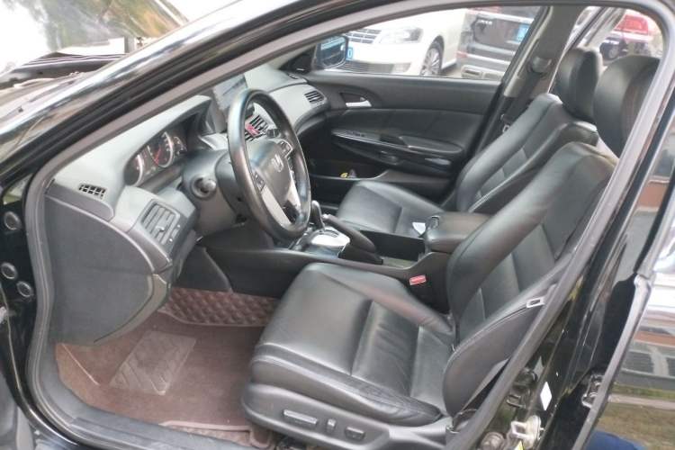 Used Honda Accord 2013 2.0L SE Left Front Seat