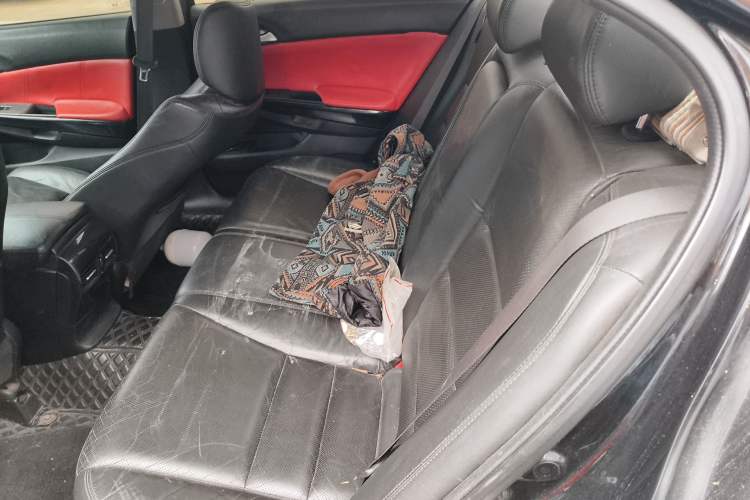 Used Honda Accord 2013 2.0L SE Left Rear Seat