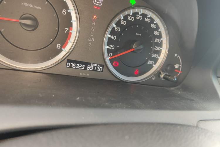 Used Honda Accord 2013 2.0L SE Odometer Close Up