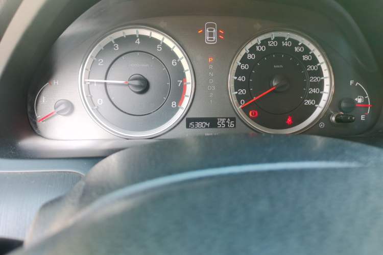 Used Honda Accord 2013 2.0L SE Odometer Close Up