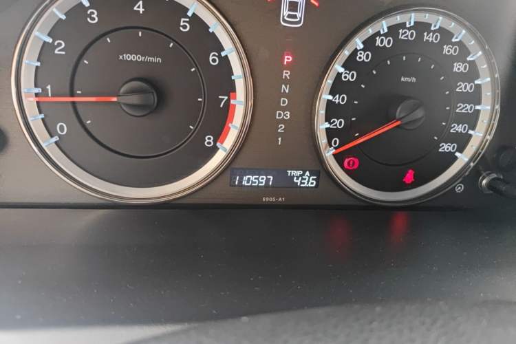 Used Honda Accord 2013 2.0L SE Odometer Close Up