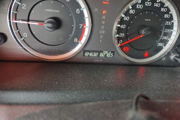 Used Honda Accord 2013 2.0L SE Odometer Close Up