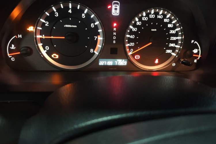 Used Honda Accord 2013 2.4L SE Odometer Close Up