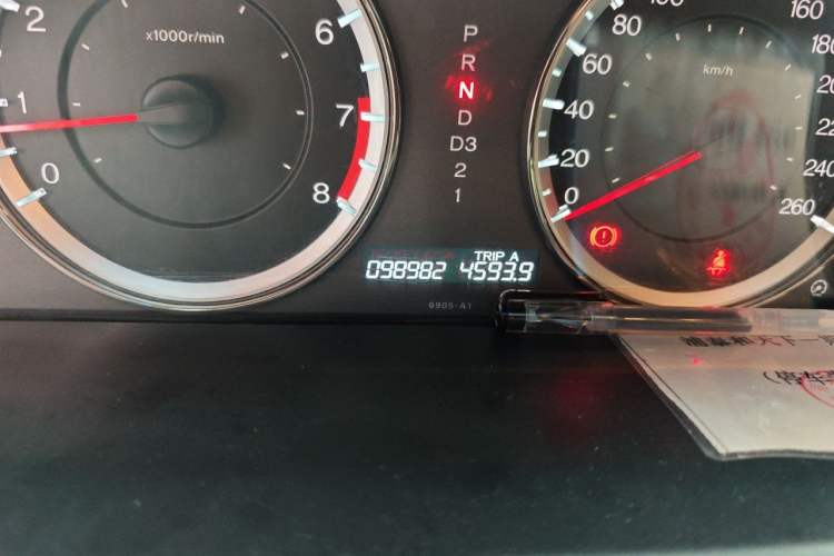 Used Honda Accord 2013 2.0L SE Odometer Close Up