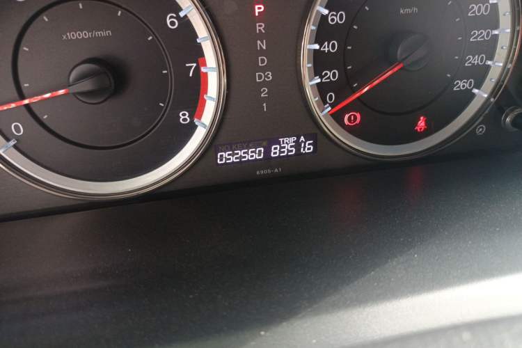 Used Honda Accord 2013 2.0L SE Odometer Close Up