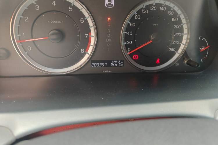 Used Honda Accord 2013 2.0L SE Odometer Close Up
