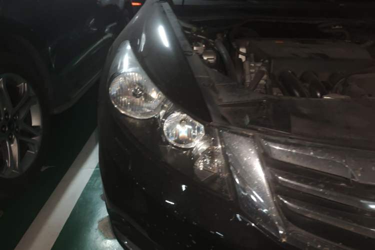 Used Honda Accord 2013 2.4L SE Right Front Headlight