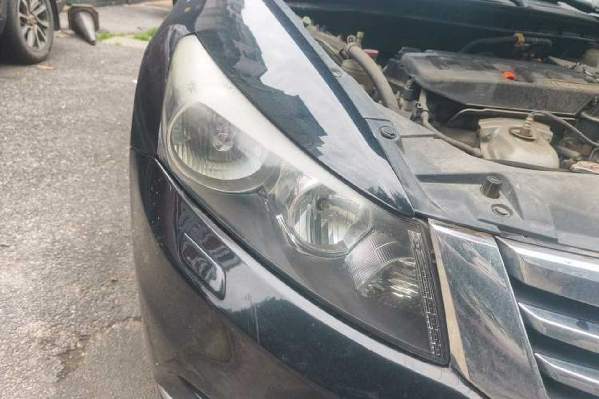 Used Honda Accord 2013 2.0L SE Right Front Headlight