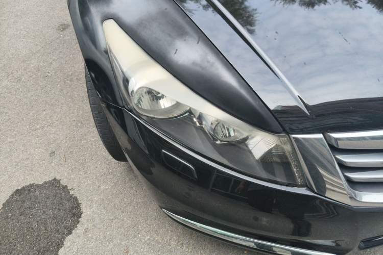 Used Honda Accord 2013 2.0L SE Right Front Headlight