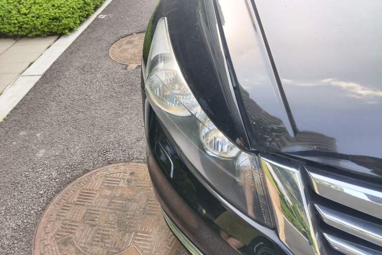 Used Honda Accord 2013 2.0L SE Right Front Headlight