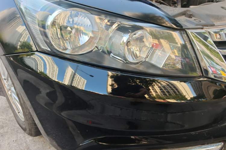 Used Honda Accord 2013 2.0L LX Right Front Headlight