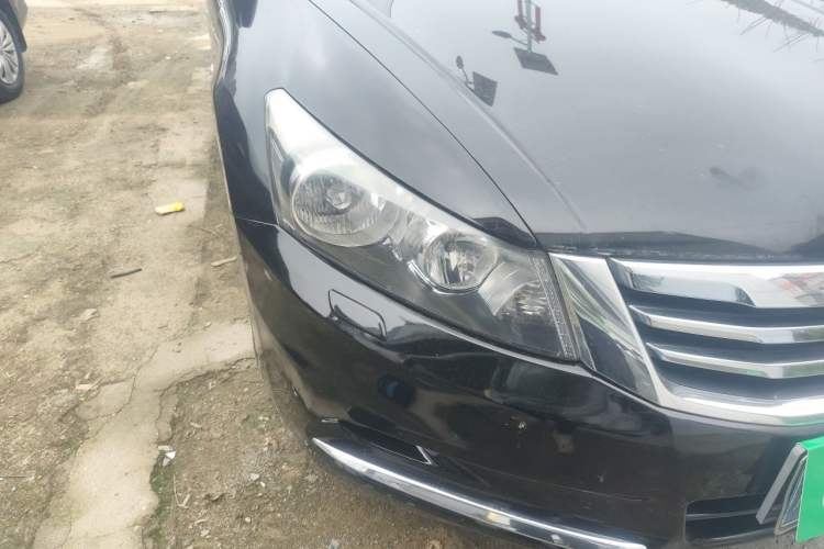 Used Honda Accord 2013 2.0L SE Right Front Headlight