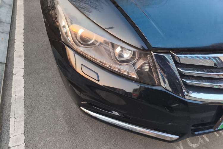 Used Honda Accord 2013 2.0L SE Right Front Headlight